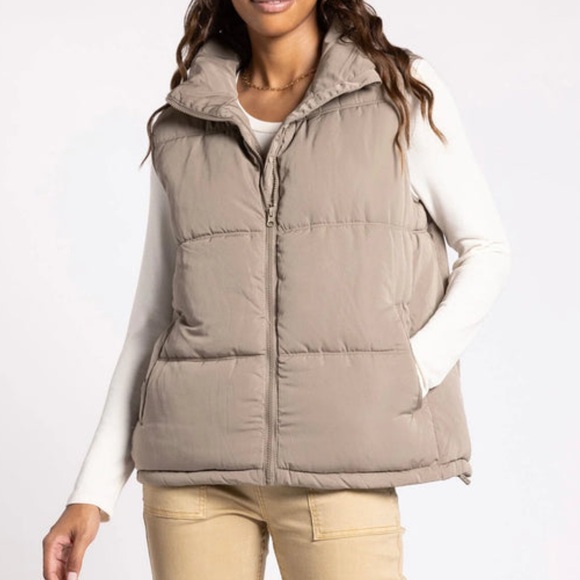 Thread & Supply Kelsey Vest - Picture 2 of 8